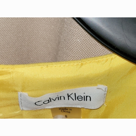 Calvin Klein, size 8, yellow - Picture 3 of 3